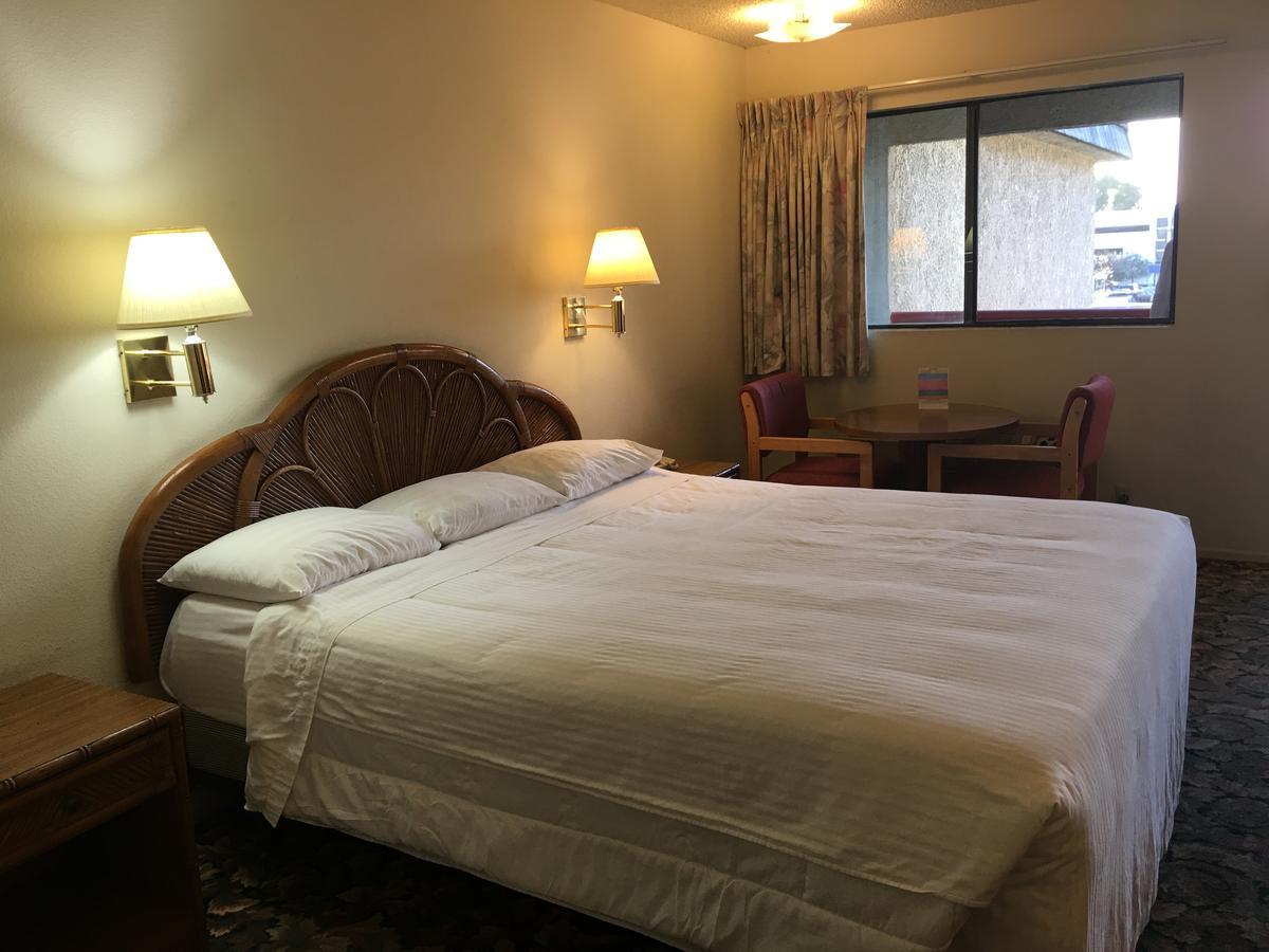 Grand Inn財神客棧 Монтерей Парк Екстериор снимка